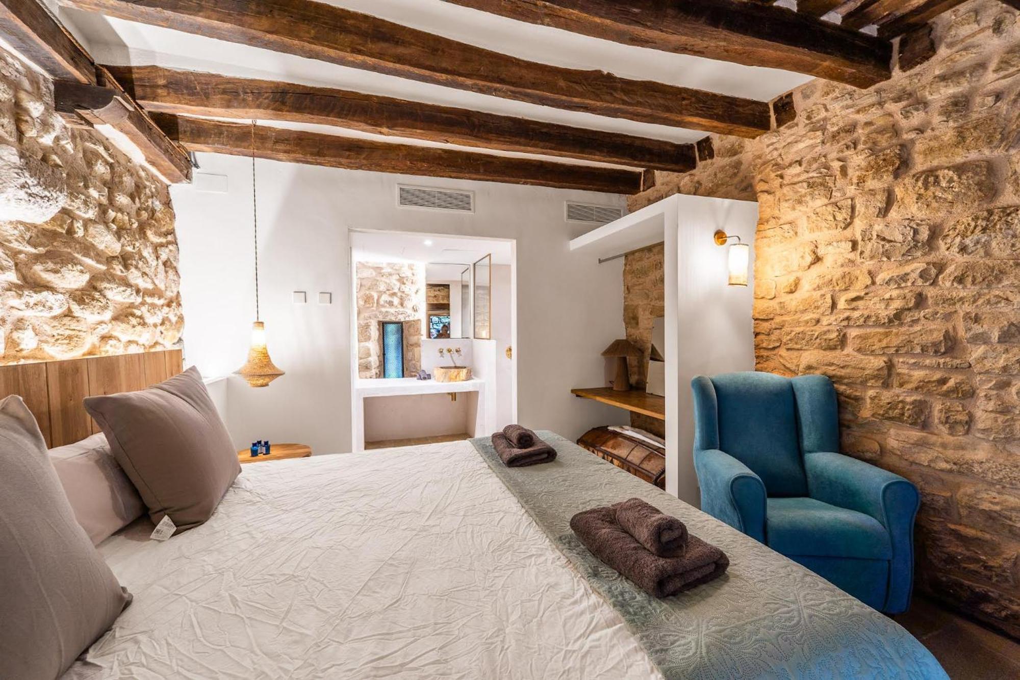 Castell In Girona Villa Sant Miquel de Campmajor ภายนอก รูปภาพ