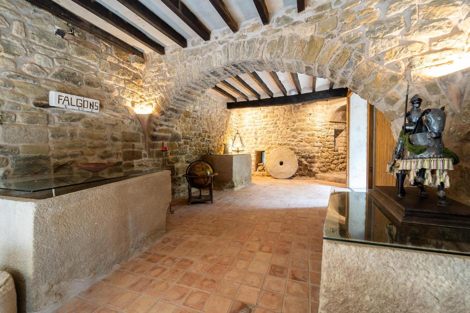 Castell In Girona Villa Sant Miquel de Campmajor ภายนอก รูปภาพ